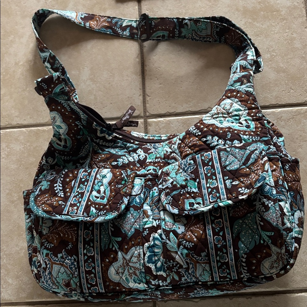 Vera Bradley cargo sling bag
Adjustable strap, like New